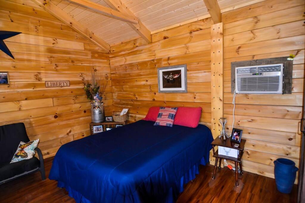 Foxtail Orchards - The Iron Horse Villa Tazewell ภายนอก รูปภาพ