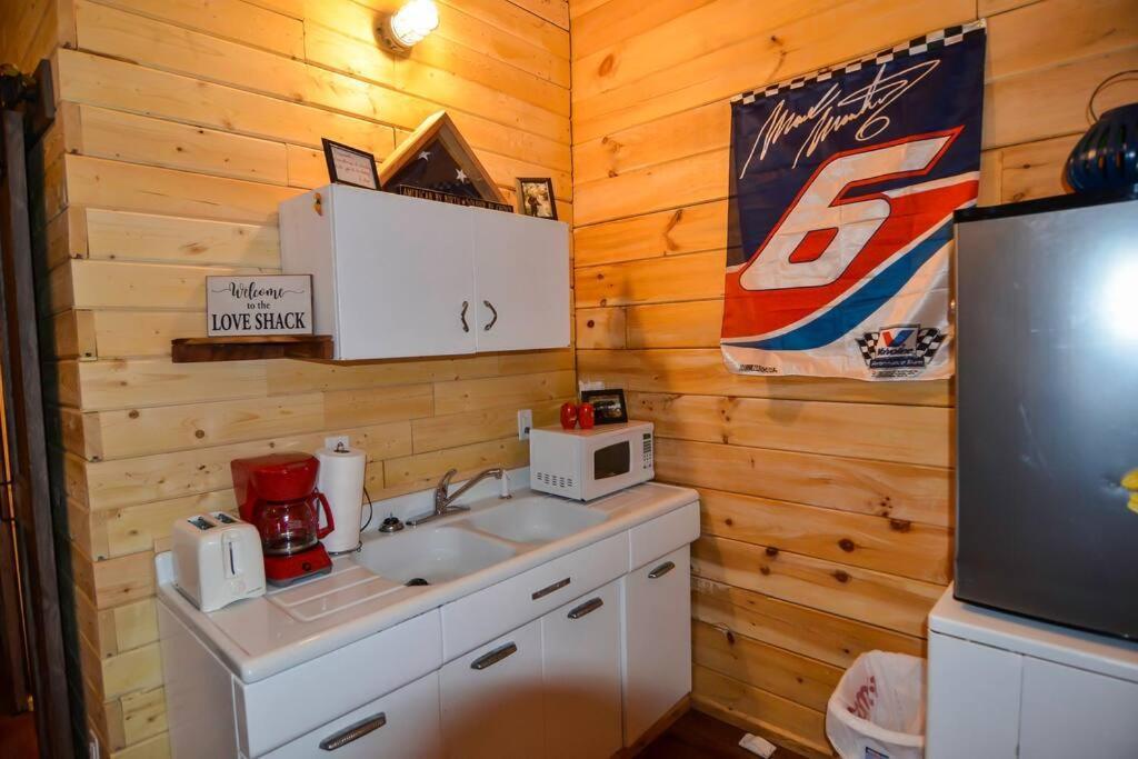 Foxtail Orchards - The Iron Horse Villa Tazewell ภายนอก รูปภาพ