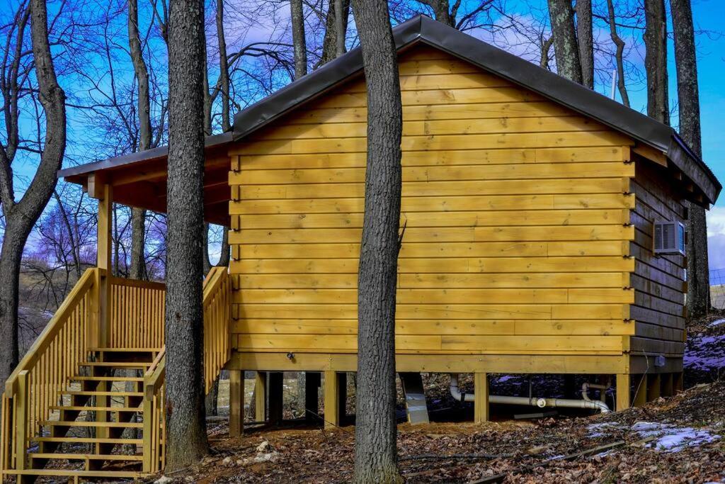 Foxtail Orchards - The Iron Horse Villa Tazewell ภายนอก รูปภาพ
